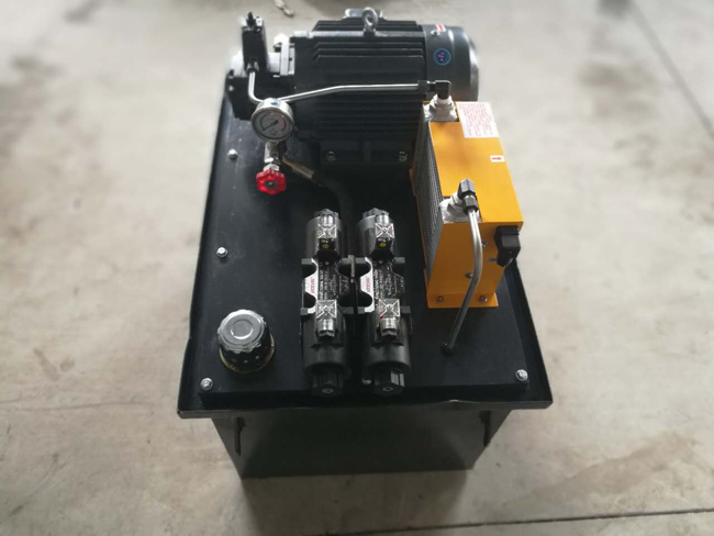 數控機(ji)床液壓系統(tong)