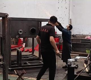 國立液壓，不斷(duàn)提高技術，打造(zao)新産品。使用範(fàn)圍廣泛